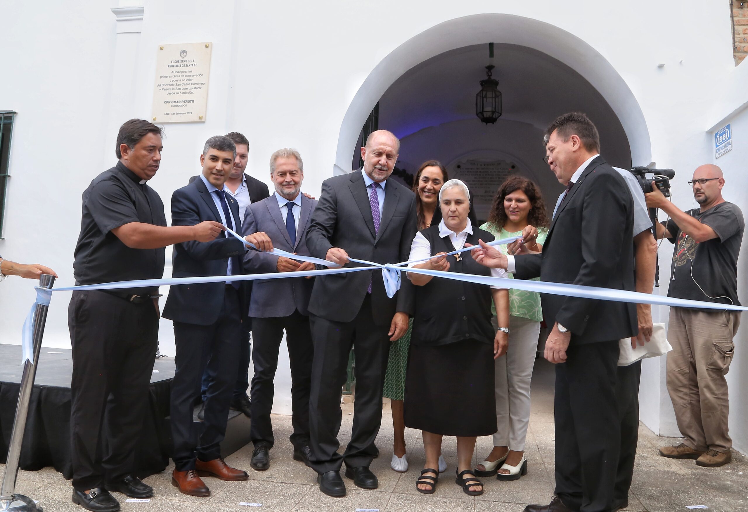 Perotti inauguró obras de restauración en San Lorenzo