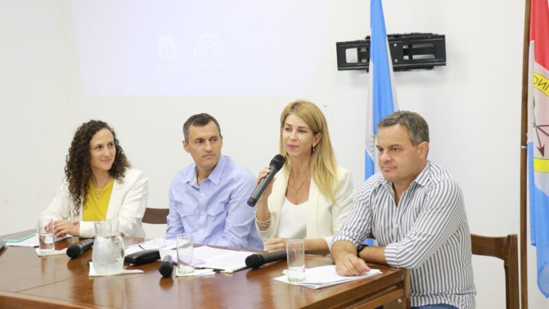 Capparelli presentó un proyecto de ética en la función pública