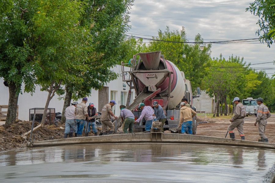 Avanza el pavimento en los barrios de Malabrigo