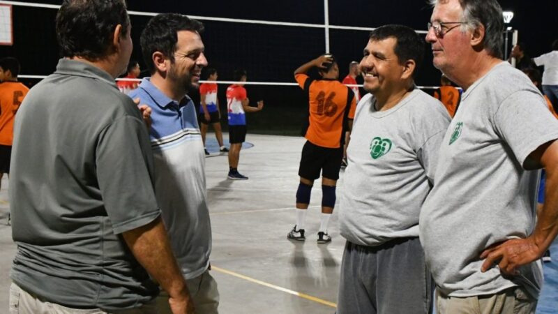 Avellaneda | + 450 participantes en el interbarrial de Vóley