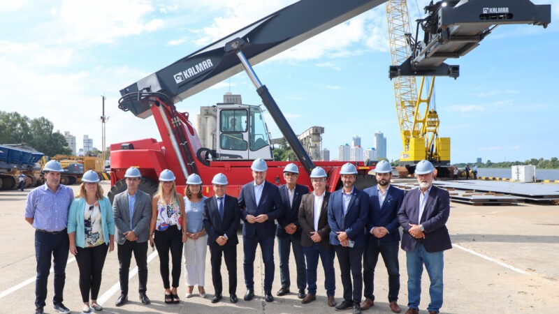 Perotti y Giuliano recorrieron las obras en el Puerto de Santa Fe