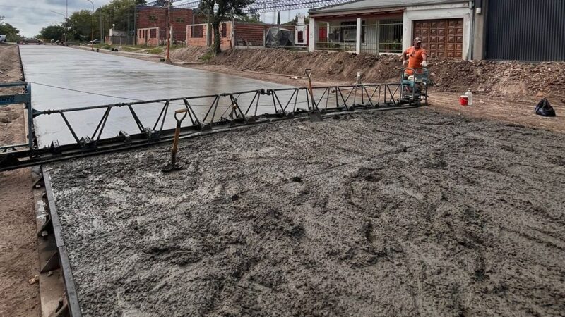 Reconquista| Avanza la pavimentación de Calle 47