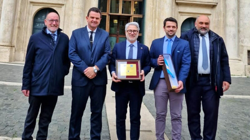 Malabrigo | Sponton crea lazos con distintas regionales de Italia