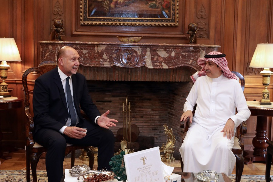 Santa Fe | Perotti se reunión con embajador de Arabia Saudita
