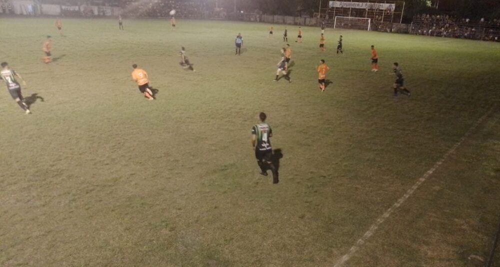 Fútbol | Empataron Alumni y Reconquista CF por la fecha inicial