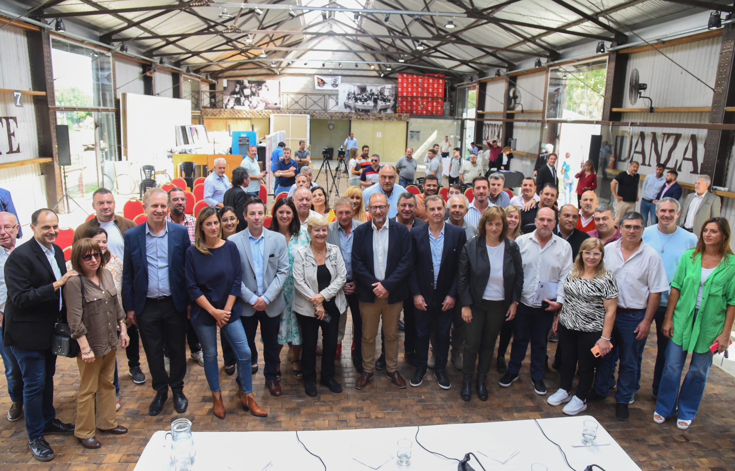 Santa Fe + ConectaDA | Firman convenios con municipios