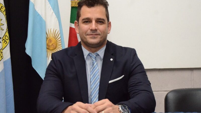 Correa habla del endeudamiento para que América tenga agua