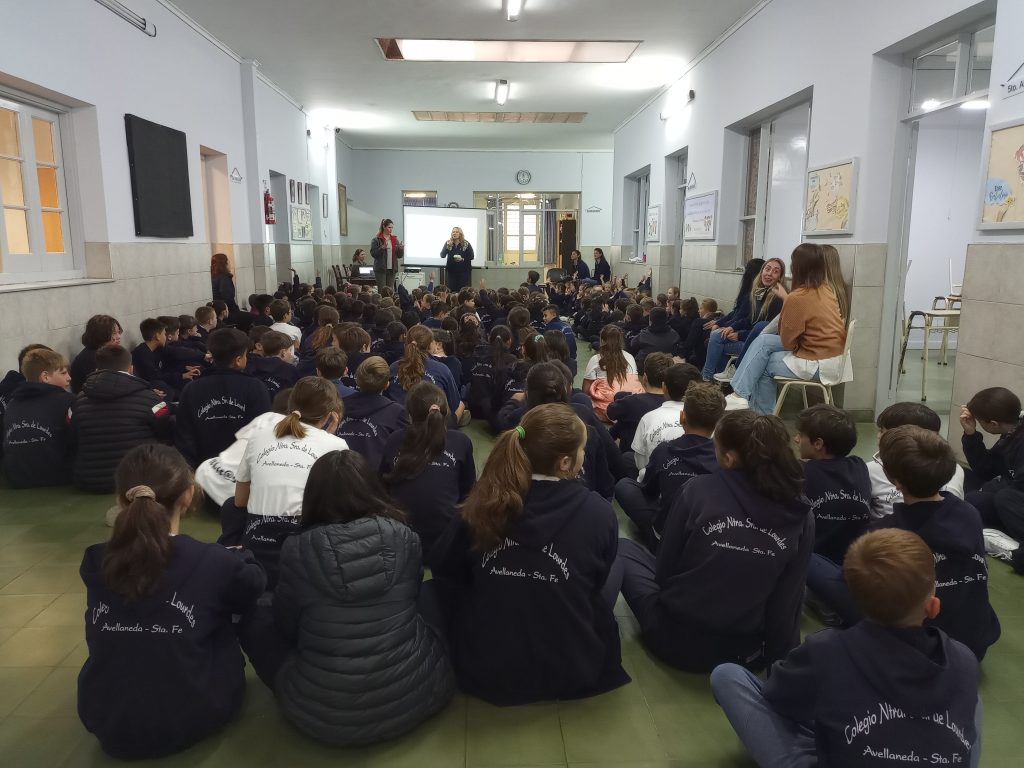 Avellaneda | Concientizan sobre el dengue en las escuelas