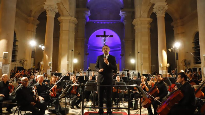 Reconquista | La Sinfónica deslumbró en su primer concierto