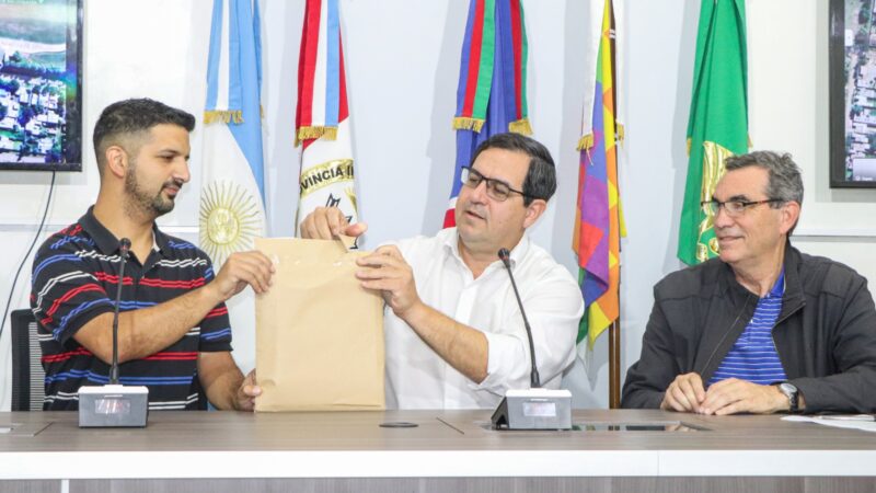 Reconquista| Avanza la obra de agua potable en Barrio América