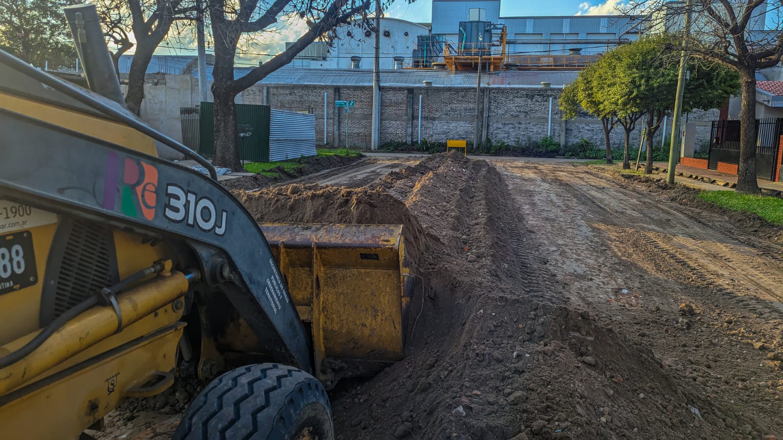 Reconquista| Avanza plan de pavimentación en el Barrio Moreno