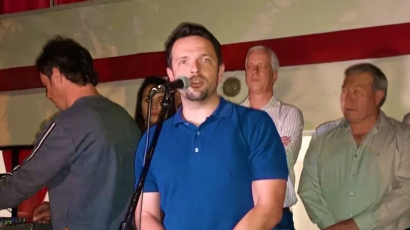 El gobierno de Avellaneda saluda a los periodistas