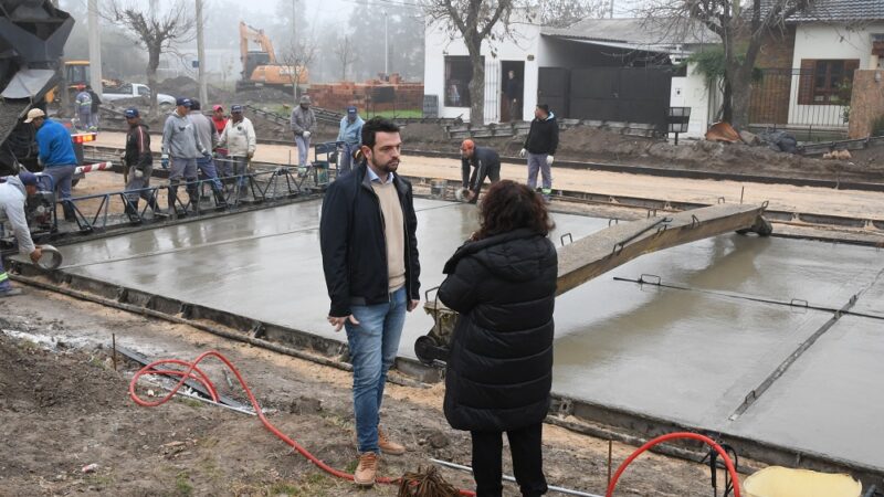 Pavimento en Calle 302: La avenida que marca el crecimiento de Avellaneda
