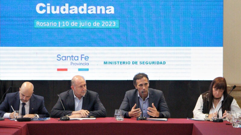 Santa Fe | Perotti participó de la Mesa de Diálogo por la seguridad