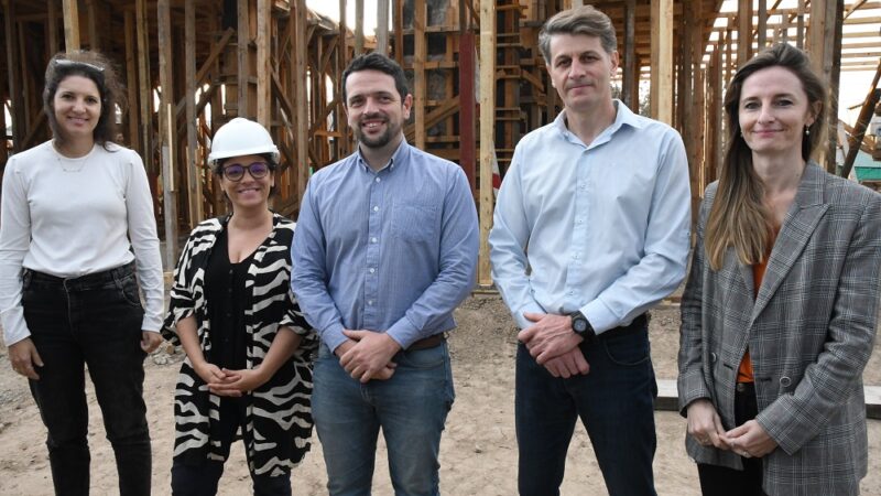Inauguran centro de innovación en Avellaneda