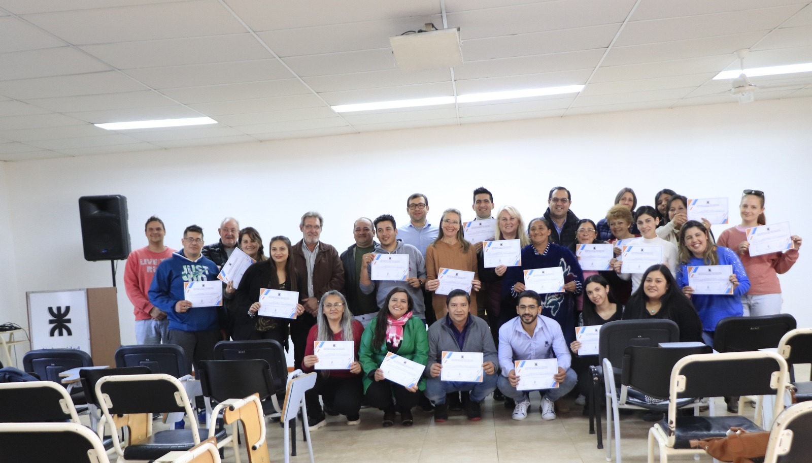 Reconquista| Nuevos egresados del curso “Aprender a Emprender”