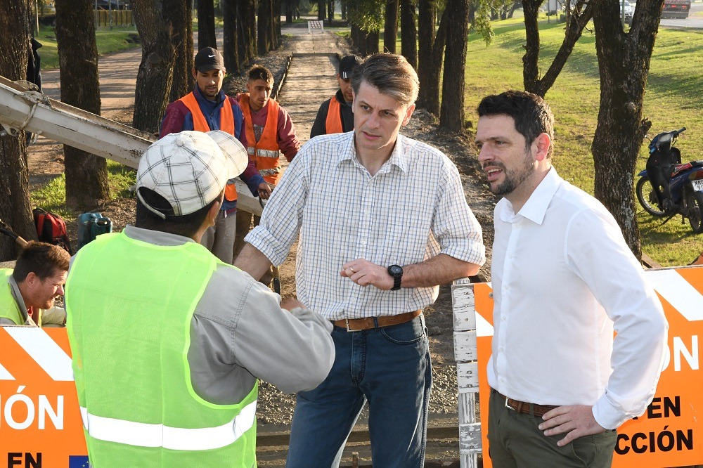 Avellaneda: avanza la obra de la bicisenda en los barrios