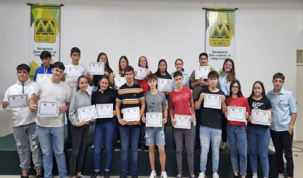 Entregaron los certificados del curso “La Llave del Cambio”