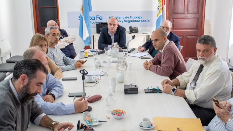 Reunión paritaria con los representantes de los profesionales de la salud