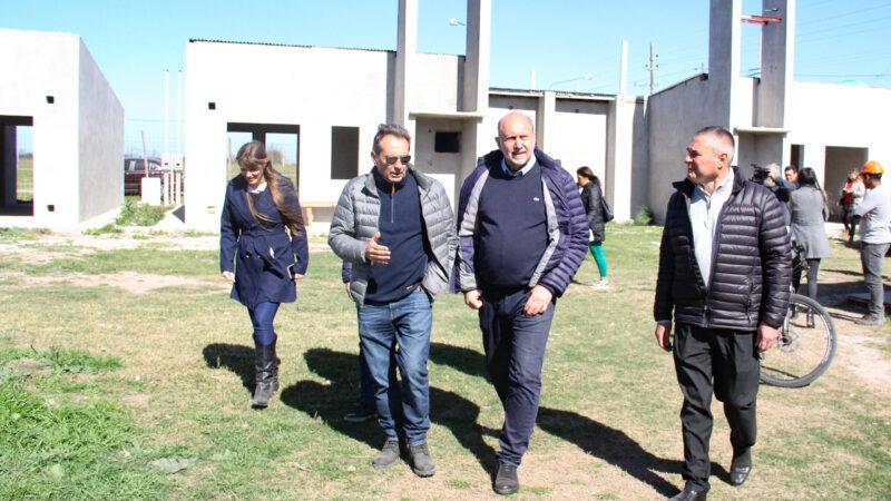 Perotti:  “Tenemos 1.200 kilómetros en toda la provincia»
