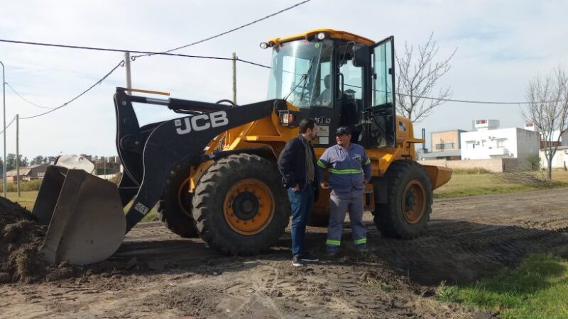 Avanza el pavimento en los barrios de Avellaneda