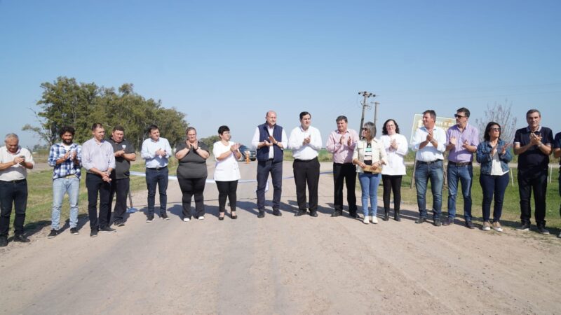 Vallejos y Perotti inauguraron obras en Barros Pazos