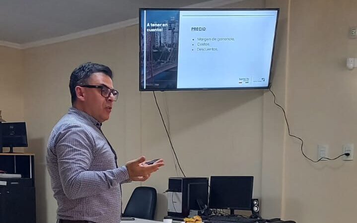 Capacitaron en comercio exterior a emprendedores