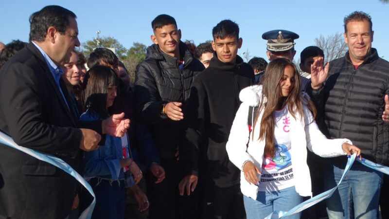 Inauguraron la pista de Atletismo Ychimaye