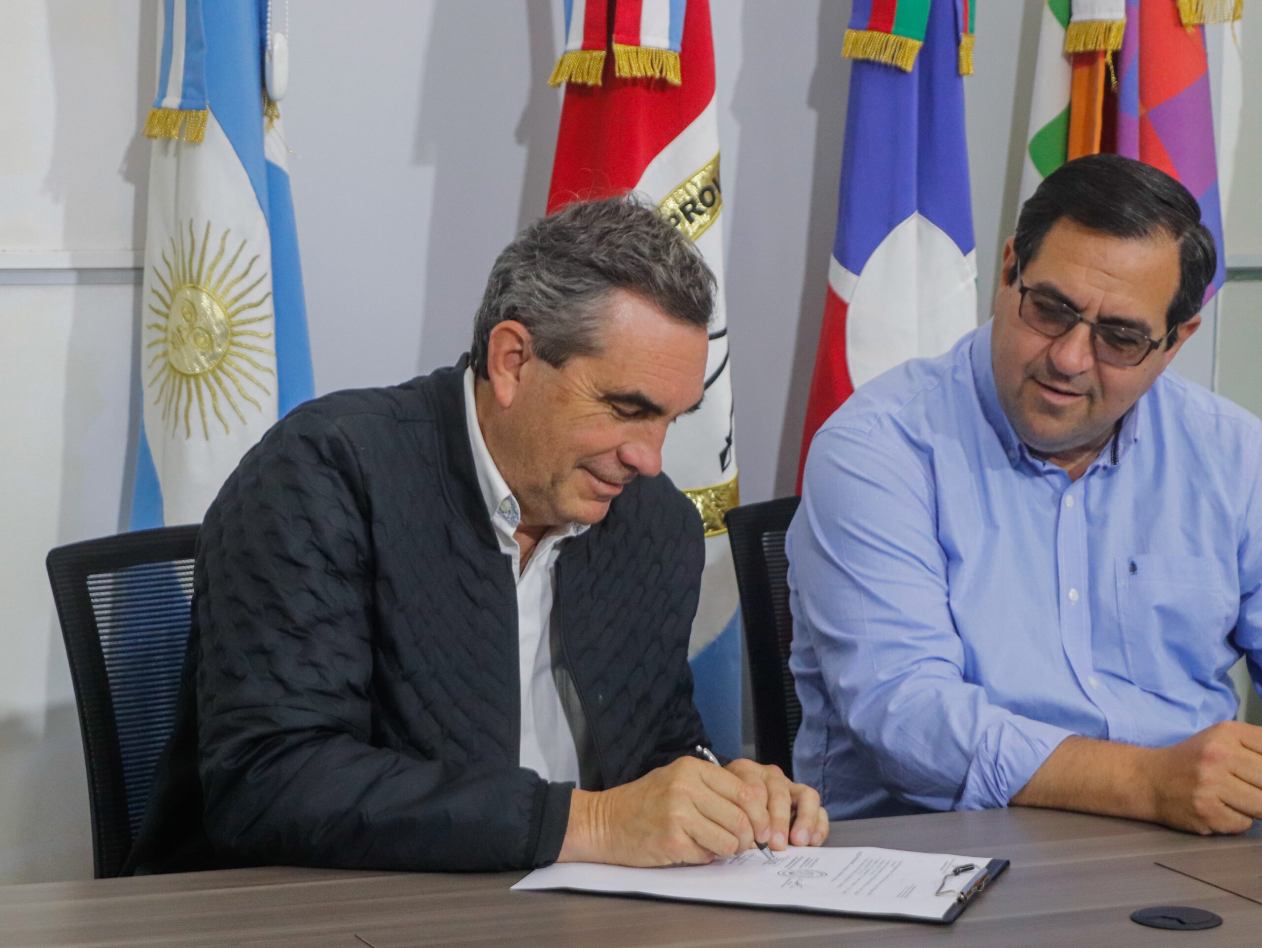 Avanza la pavimentación en los barrios de Reconquista