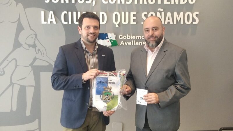 Braidot recibió al Cónsul de la República Checa