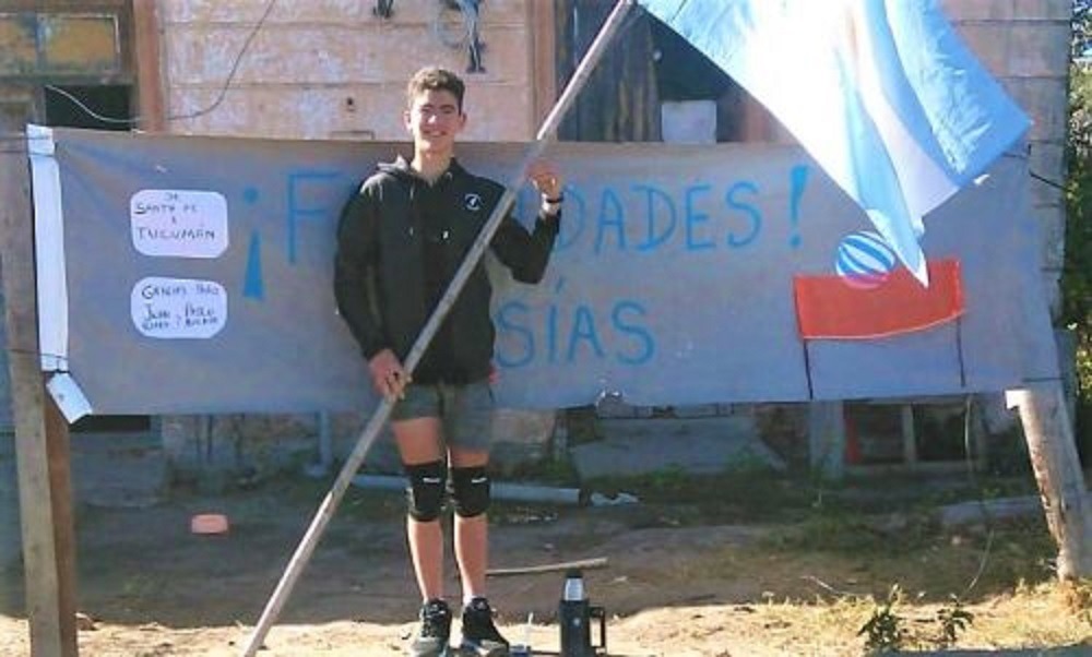 Un joven de Garabato representa a la Selección de volley