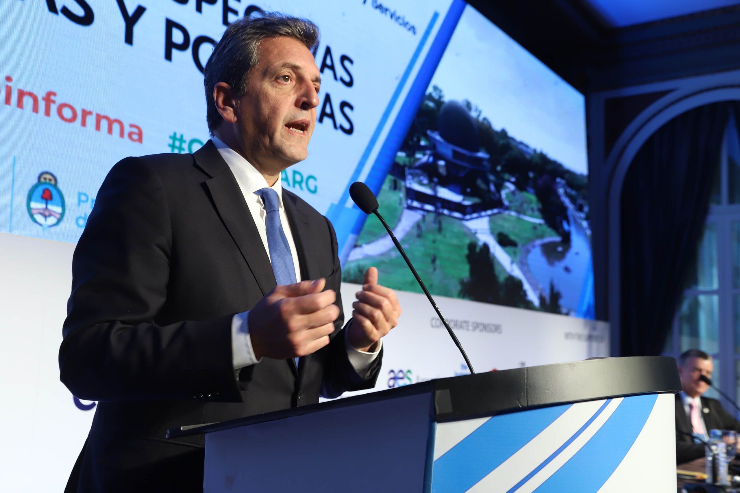 Massa liberó las importaciones para pymes industriales