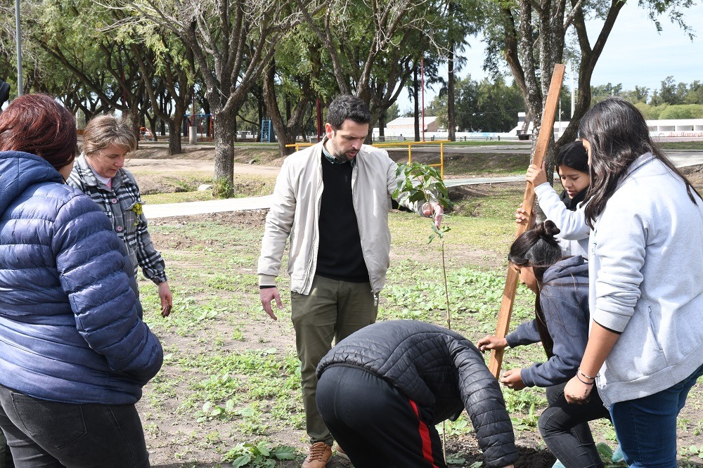 Avellaneda fortalece política de recuperación de espacios verdes