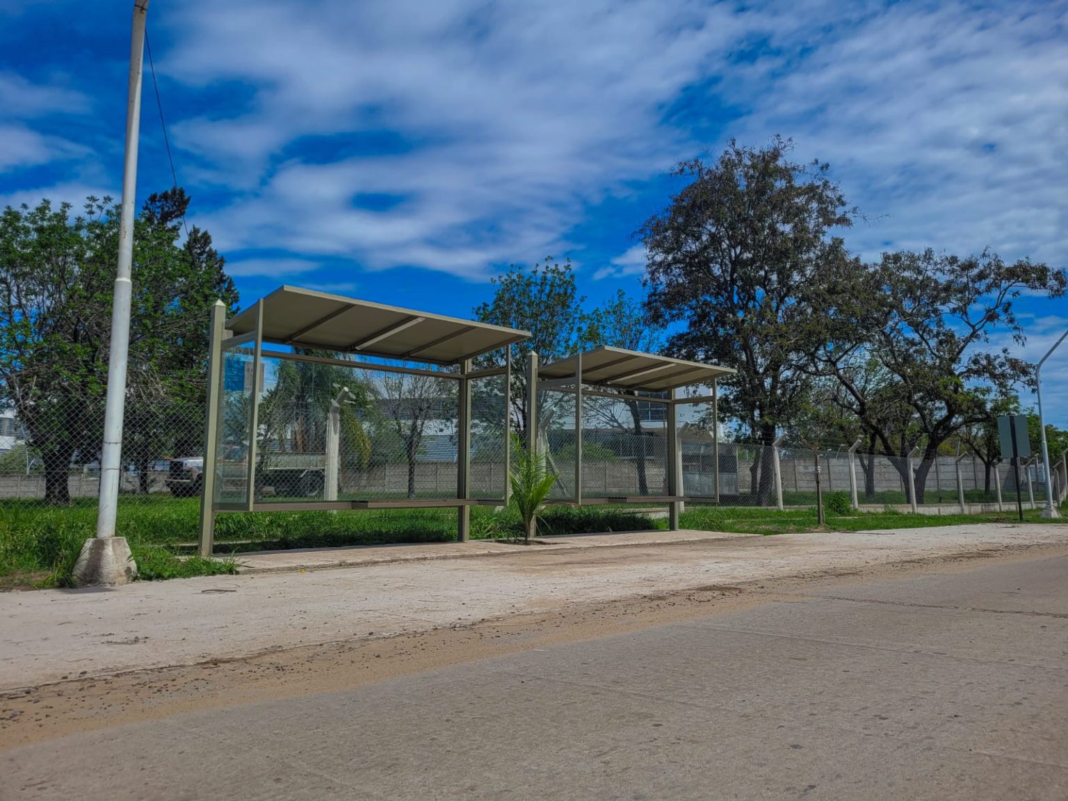 Nueva parada de colectivos en el acceso norte del Hospital Reconquista