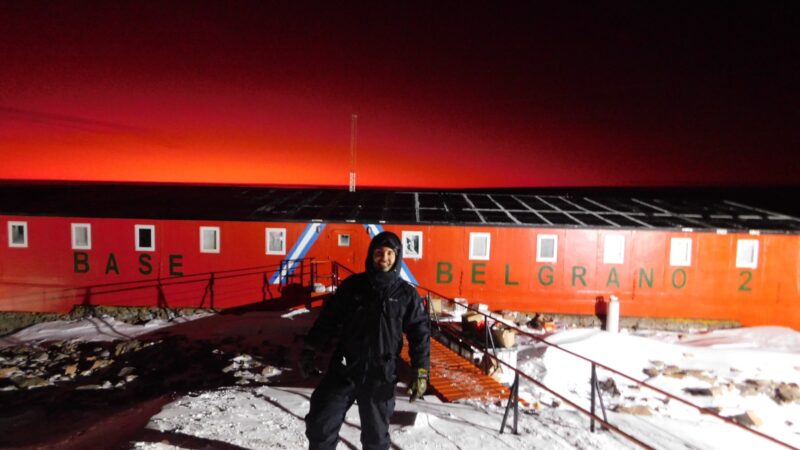 Un joven de Avellaneda comparte como es vivir a 1300 km del Polo Sur