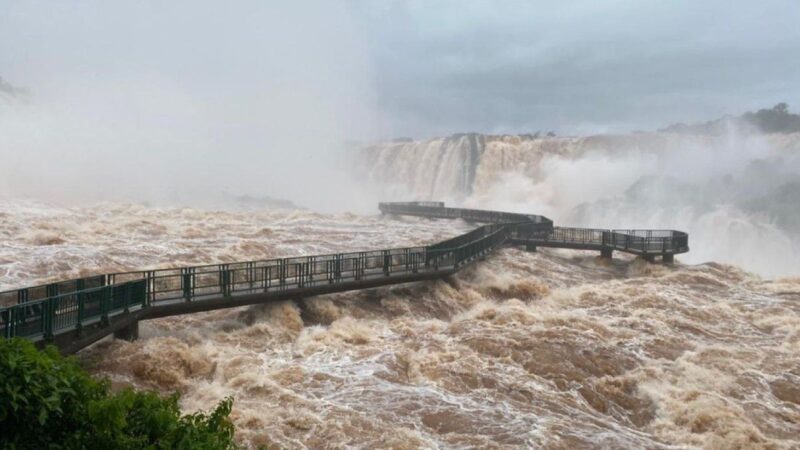 El acceso a las Cataratas del Iguazú continúa cerrado ¿Qué pasará en Santa Fe?