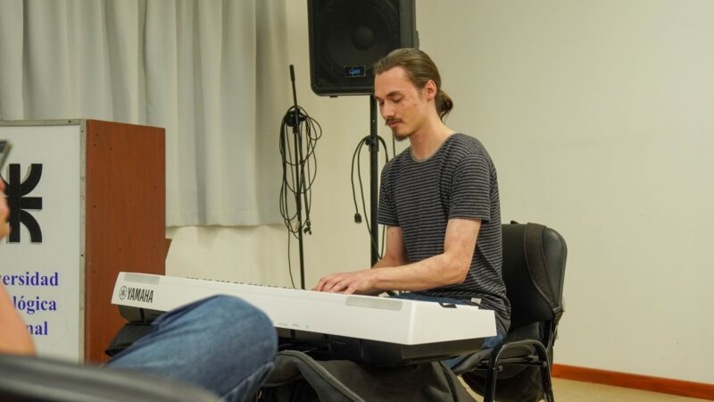 Reconquista: taller de Introducción a la Música Clásica en la UTN ¿Qué aprendieron?