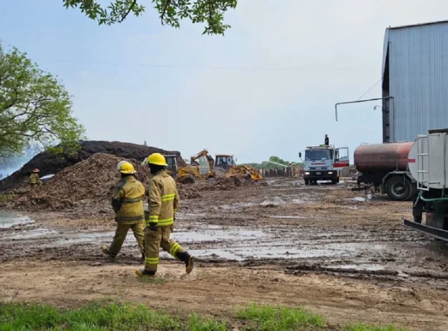 La Potasa: se incendió un depósito de alimentos para ganado