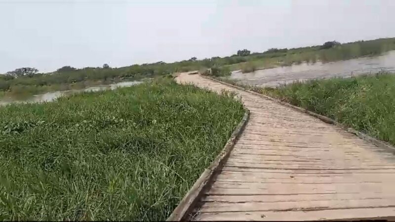 El Rabón: Los vecinos se une para salvar el puente «Paranacito»