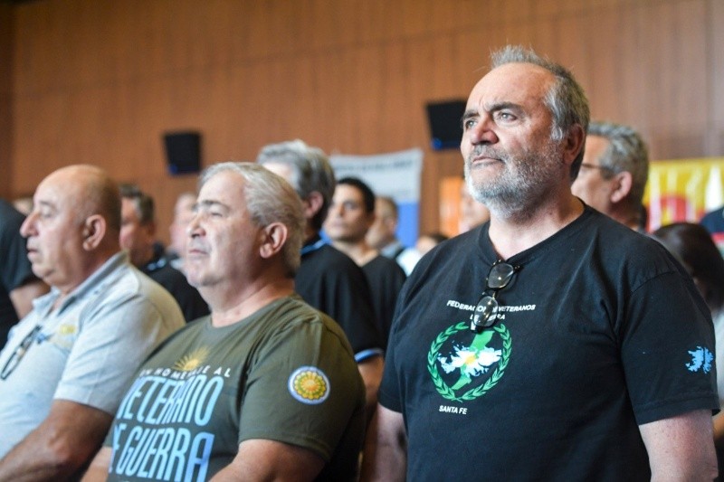 Rossi anunció que pensiones de excombatientes pasarán a ser hereditarias