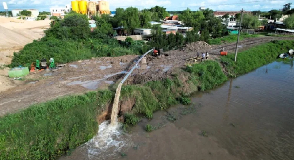 Reconquista instaló bombas de extracción y reforzó la defensa Norte del puerto