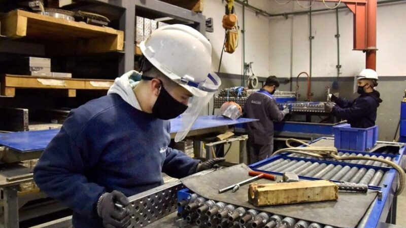 La actividad fabril de Santa Fe cayó 8,3% interanual en agosto