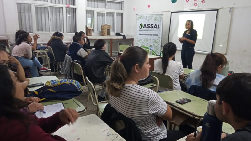 Reconquista Dictaron cursos de manipulación segura de alimentos