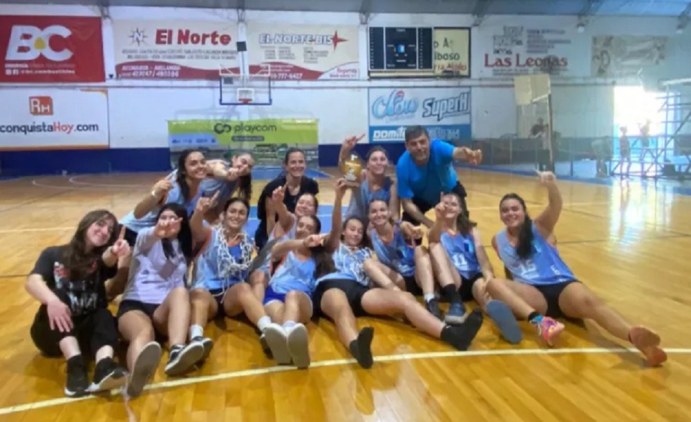 El equipo femenino de básquet del Club Unión ganó la Copa de Oro