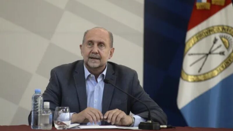 Perotti dice que deja los fondos necesarios para pagar el aguinaldo