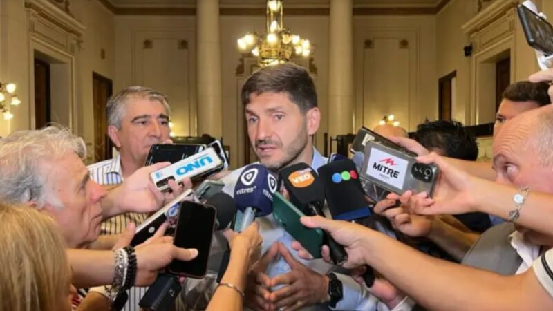 Definiciones de Pullaro sobre obra pública, Billetera Santa Fe y el Boleto Educativo Gratuito