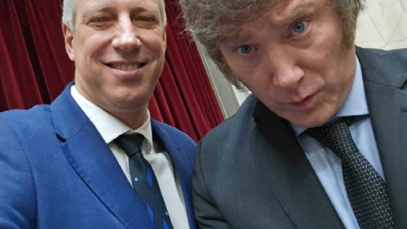 El legislador Dionisio Scarpin se sacó una selfie con el presidente javier Milei ¿Qué acordaron?