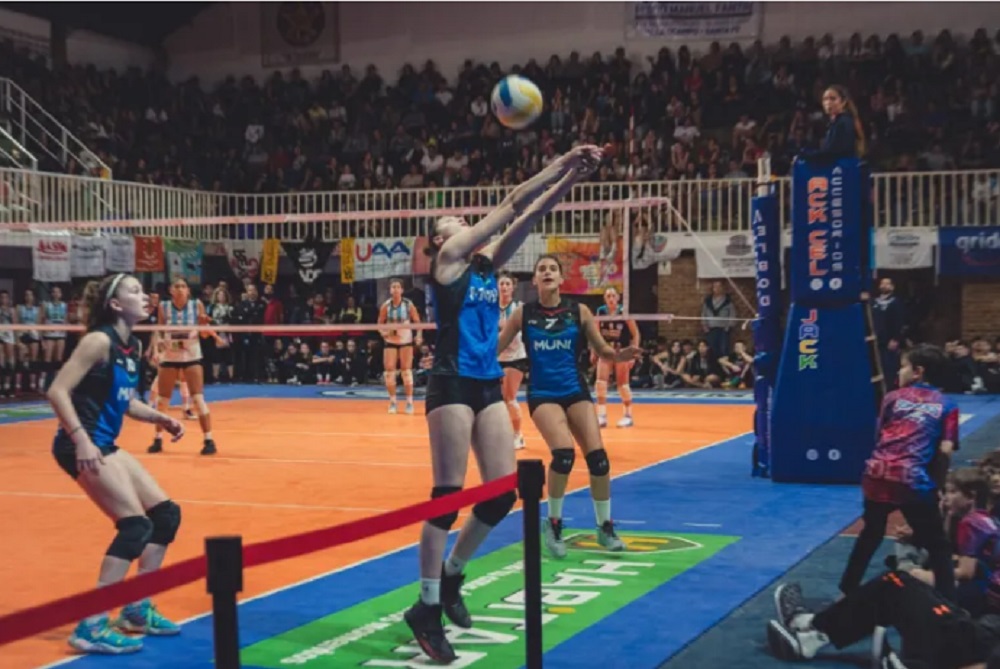  Encuentro de Vóley en el Club ARNO de Villa Ocampo