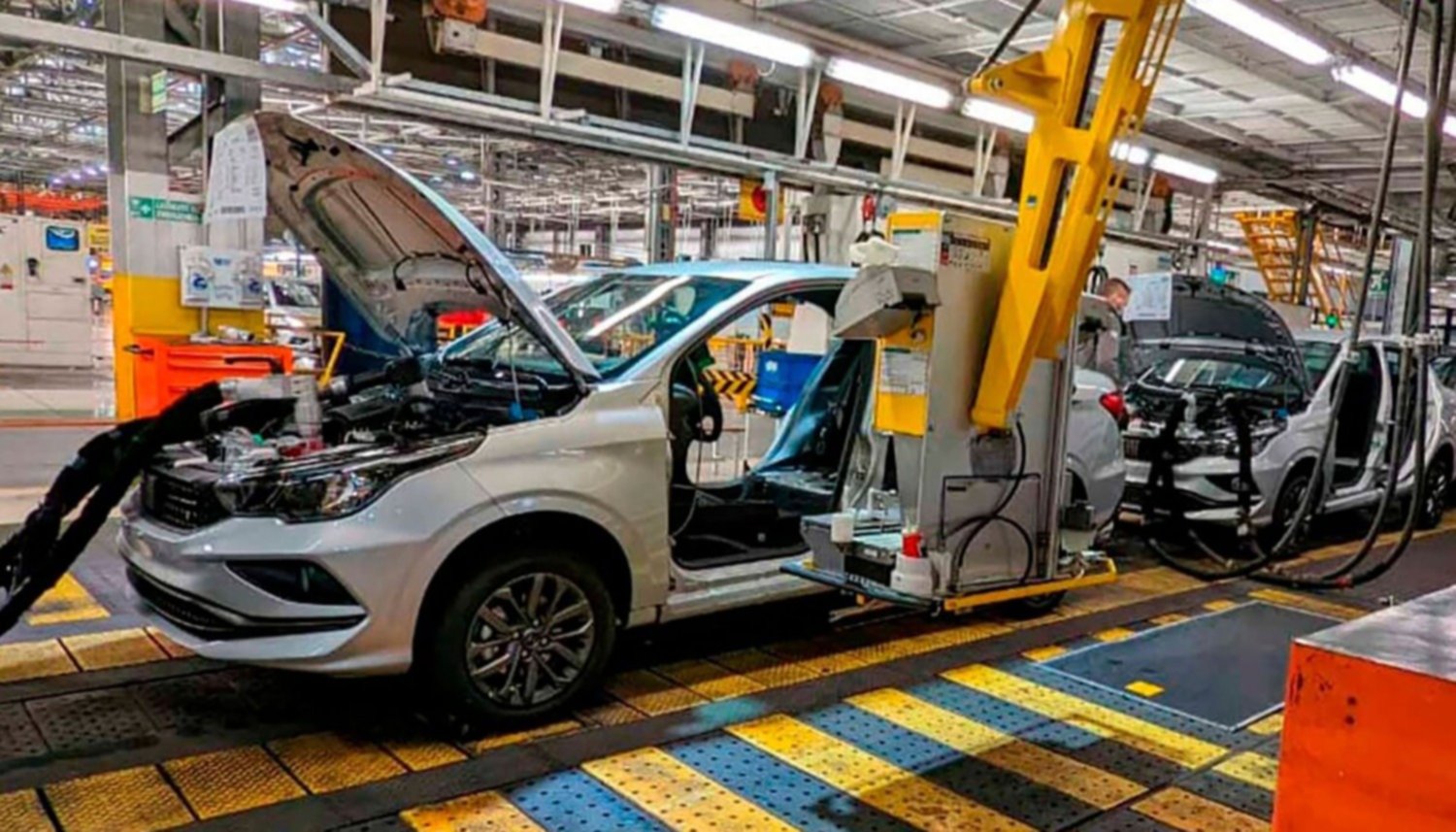 Automotrices abrieron plan de retiros voluntarios