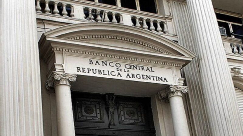 El gobierno informó que llegó el primer desembolso del FMI